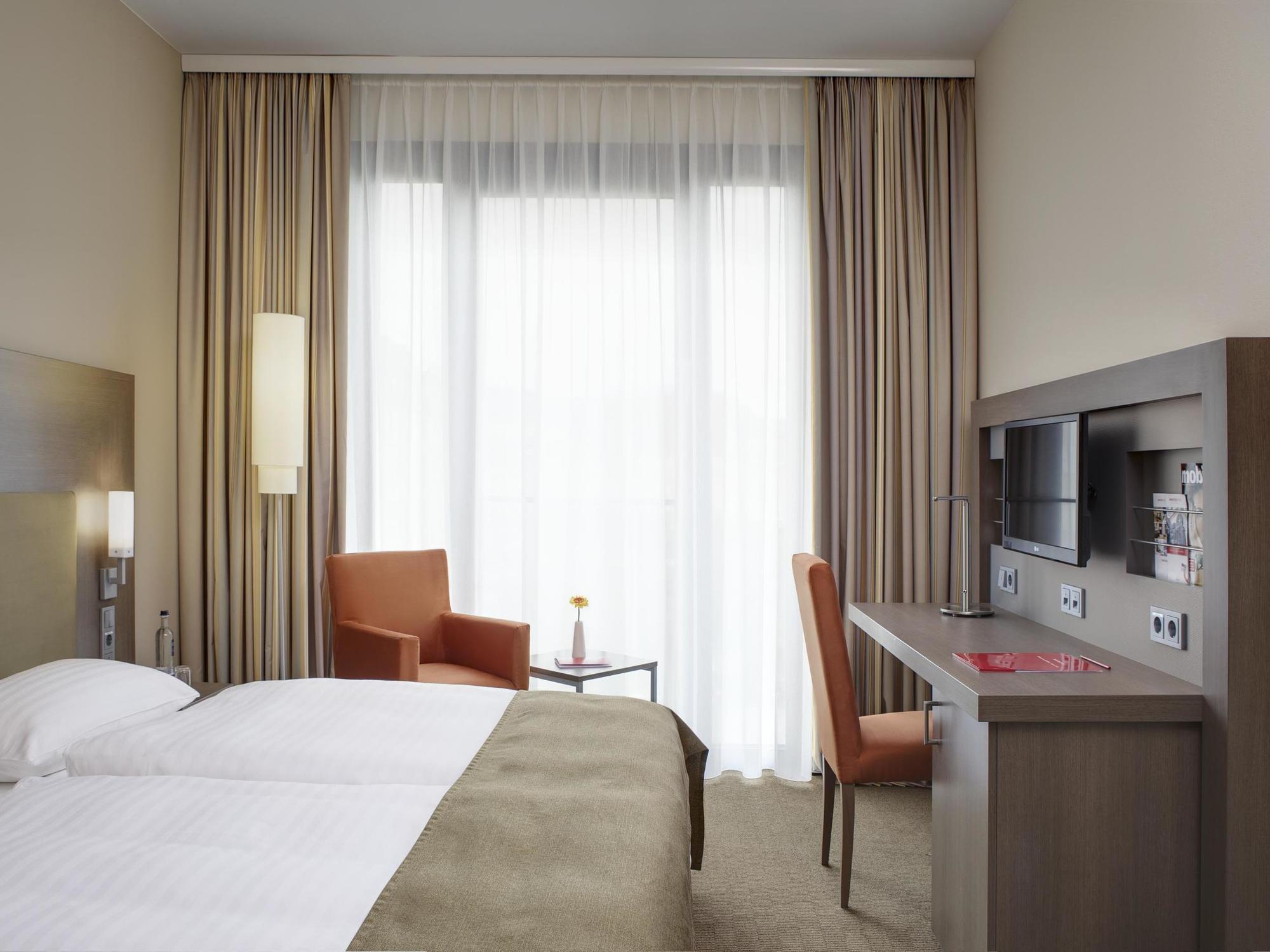 Intercityhotel Hanover Exterior photo